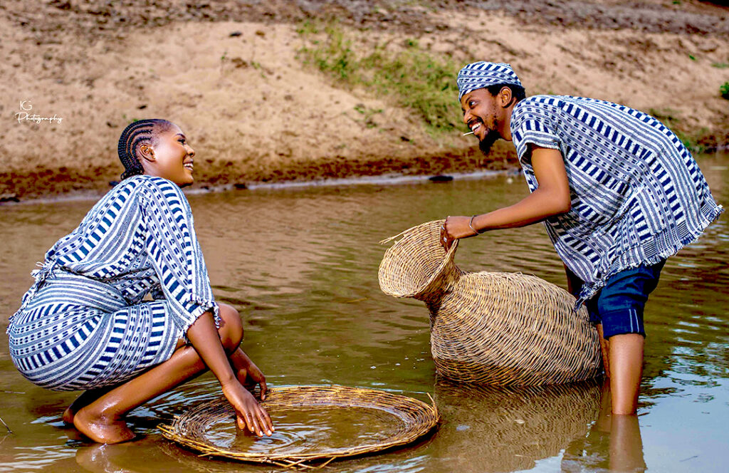 Etulo people of Benue state inside a river, Tapping into fishing for Export